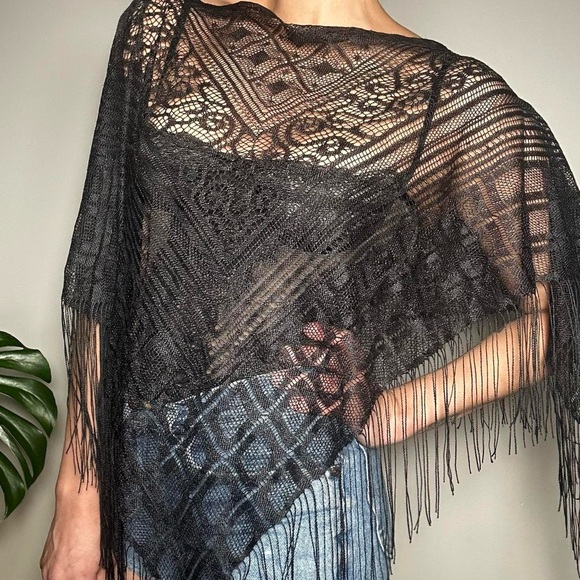 Vintage Black + Lacey With Fringe Shawl - Picture 7 of 8